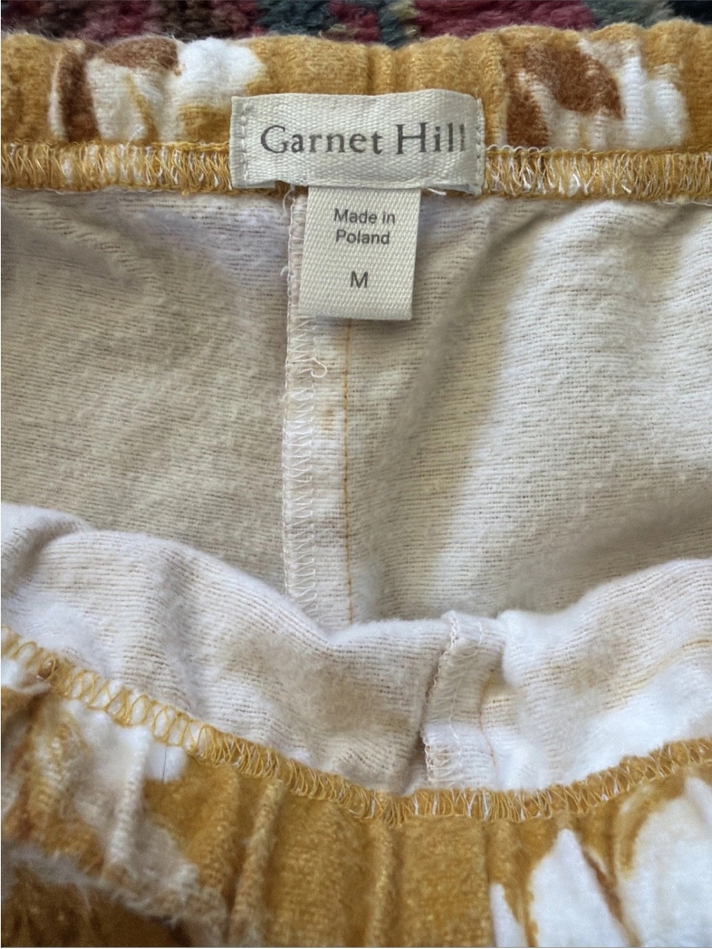 Garnet Hill Organic Cotton Heritage Flannel Pajamas Gold White Floral Sz Medium - Picture 5 of 15